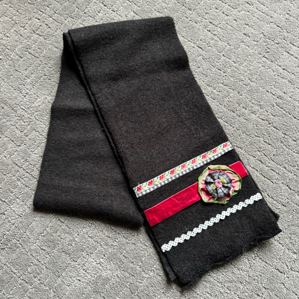 Hand made wool scarf